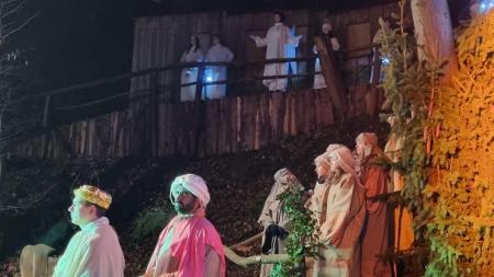 Predstava Božična noč pri Ivanovem izviru uspela 3